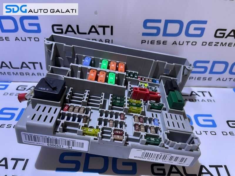 Panou Tablou Relee Sigurante BMW Seria 3 E90 E91 2004 - 2011 Cod 6906621 690662104