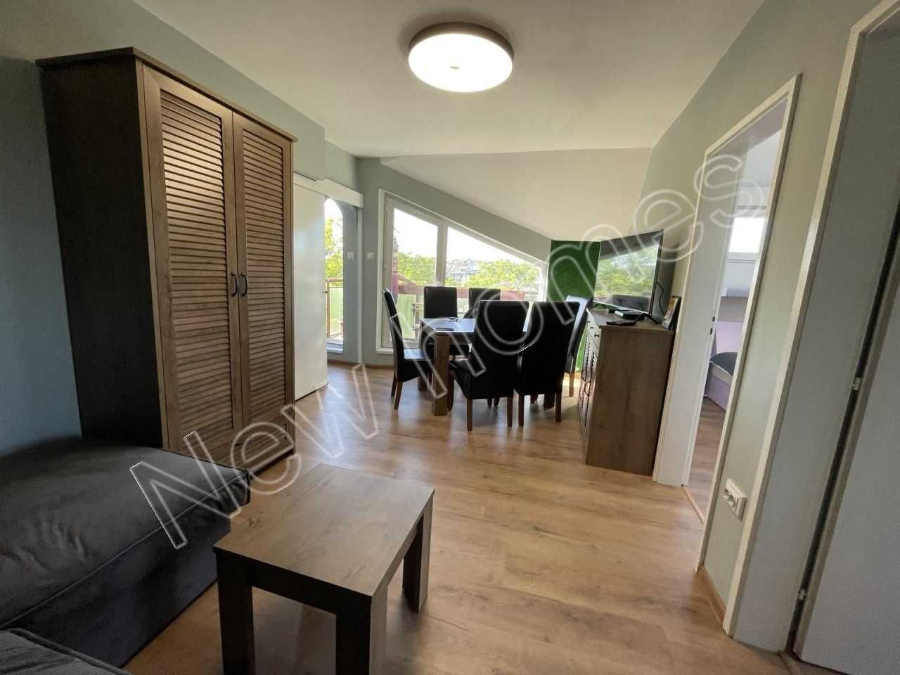 Продава се Тристаен апартамент в Пловдив, Съдийски - 78 кв.м за 1270 €/кв.м - Снимка #1