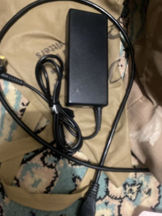 Блок питания зарядка для ноутбука acer