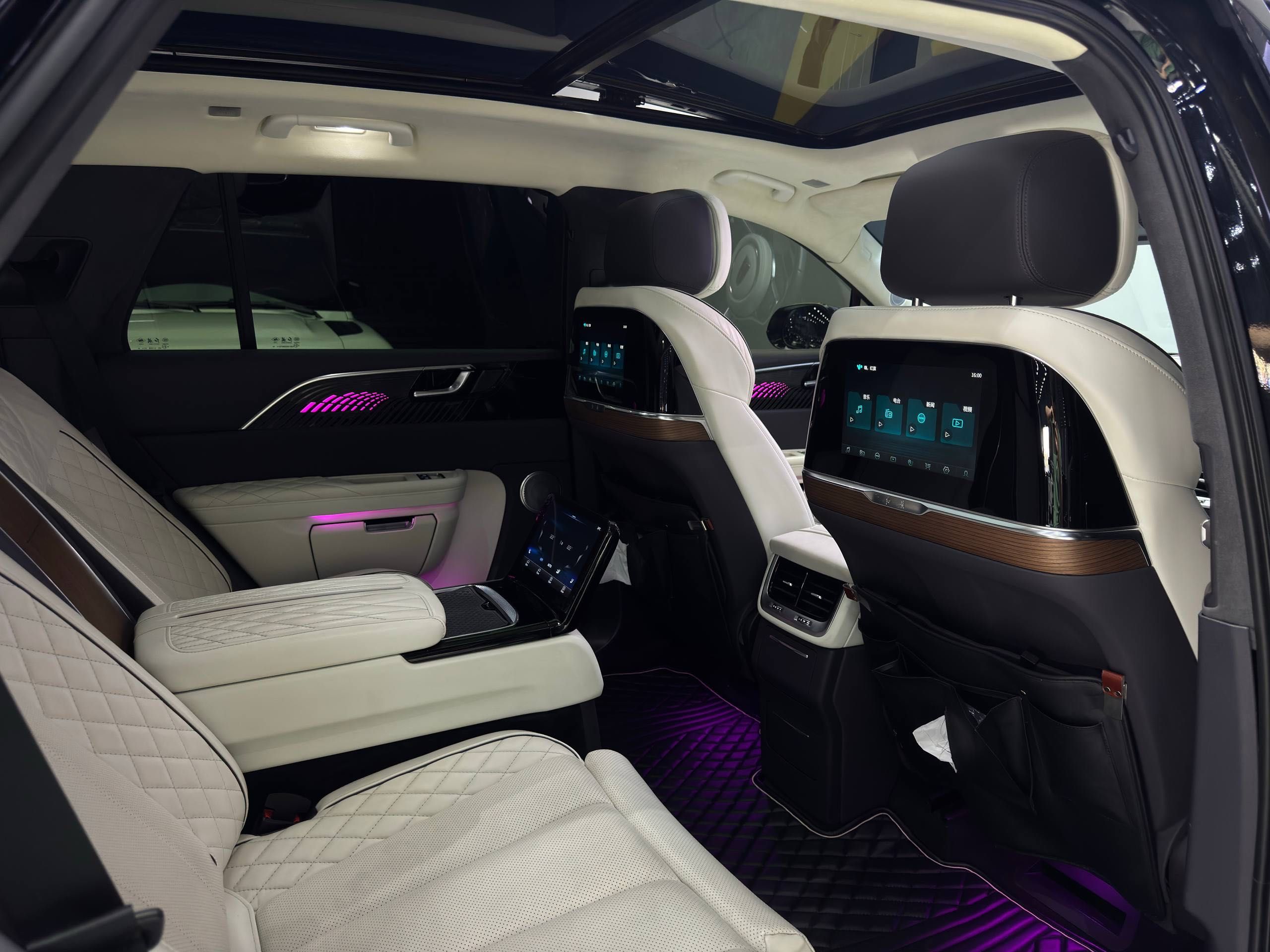 Продается Hongqi E-HS9