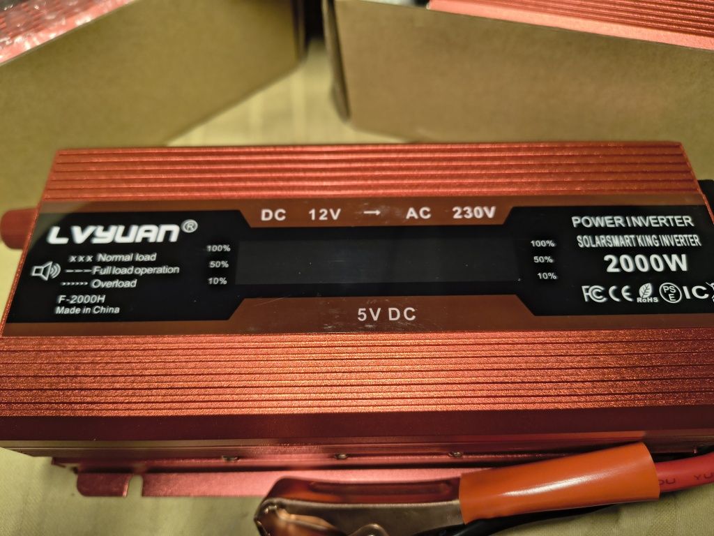 Инвертор 12 към 220 2000 W, конвертор за батерии Lvyuan
