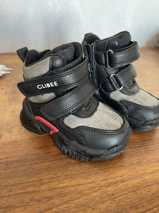 Продам зимние сапожки, размер 21