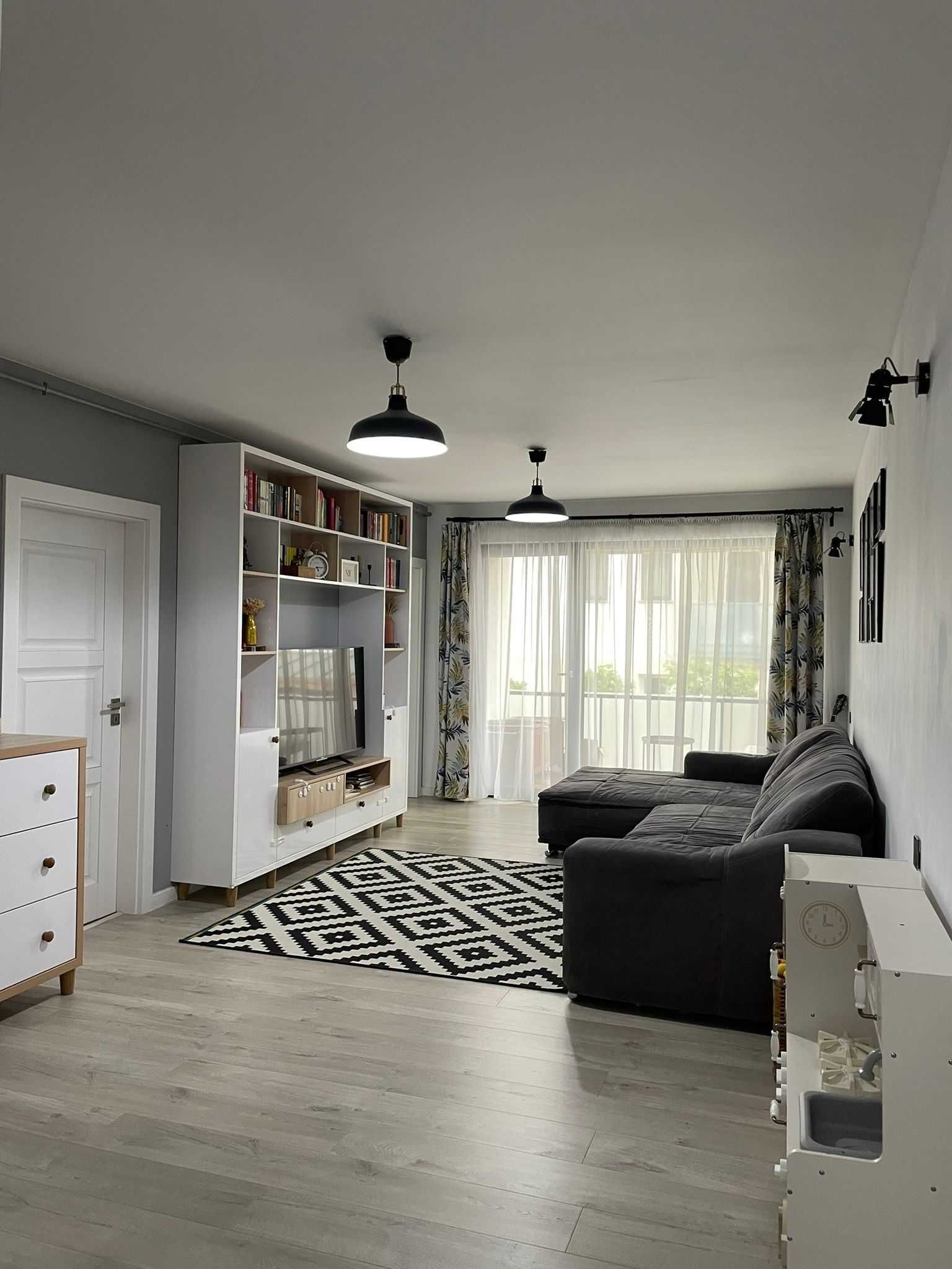 Apartament 3 camere | Mobilat| Buna ziua | Parcare subterană+boxă | PF