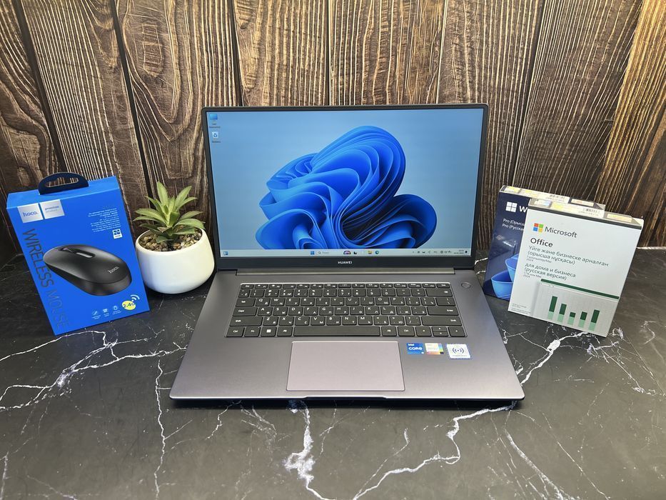 Стильный ноутбук от HUAWEI, MateBook D15 | Core i5-1135G7 | 8GB | 512G