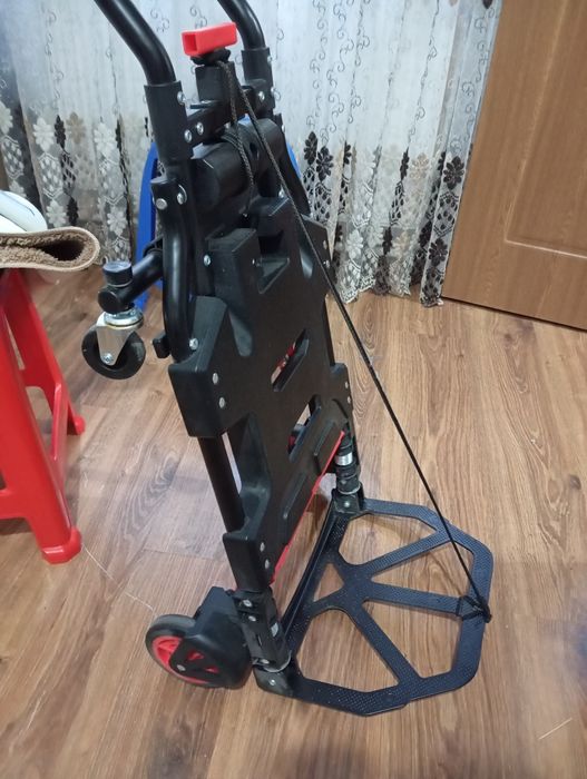 Căruț de carat marfa