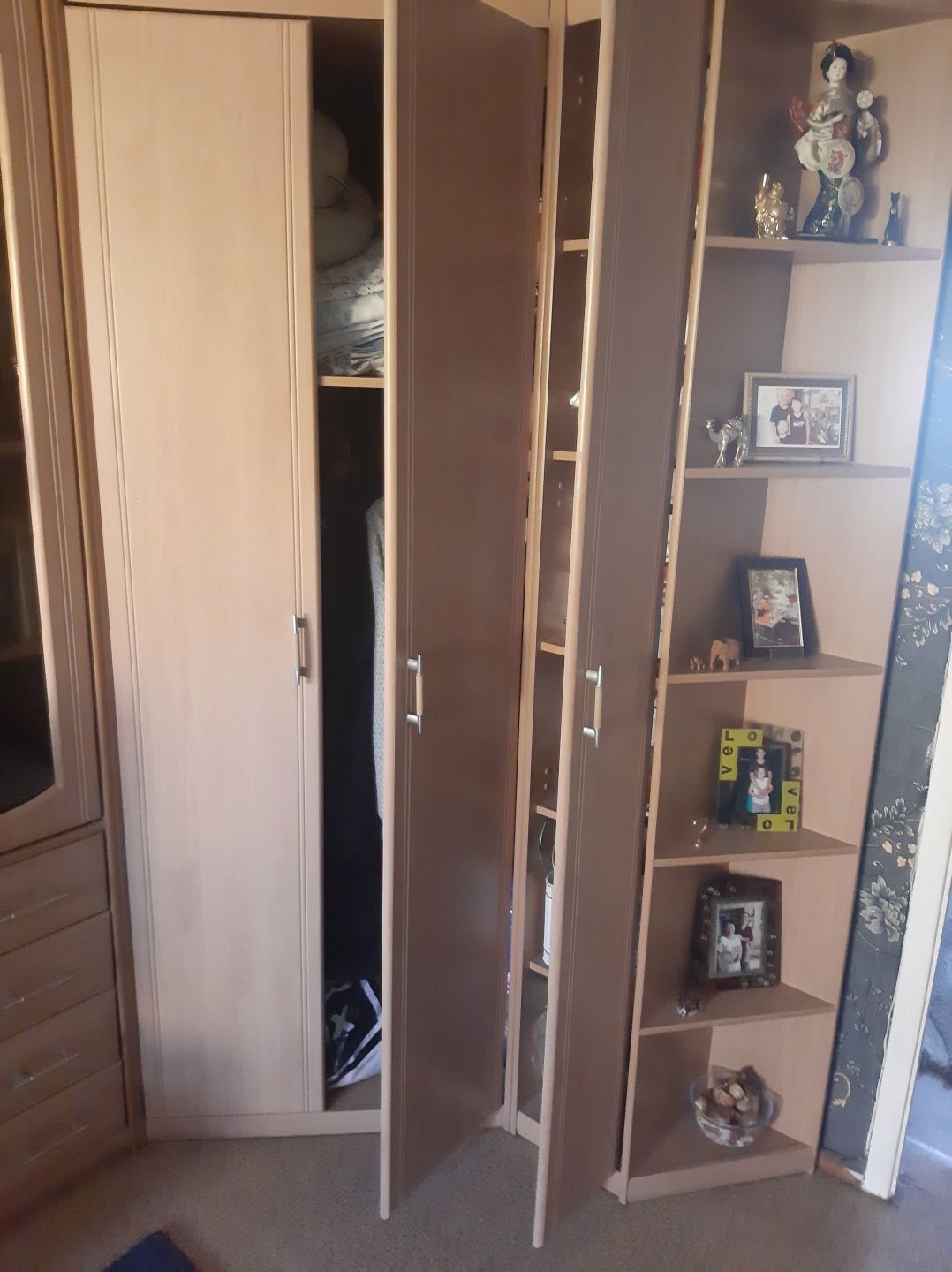 Стенка в гостиную