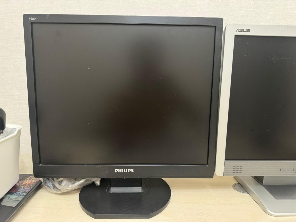 Монитор Philips 190V