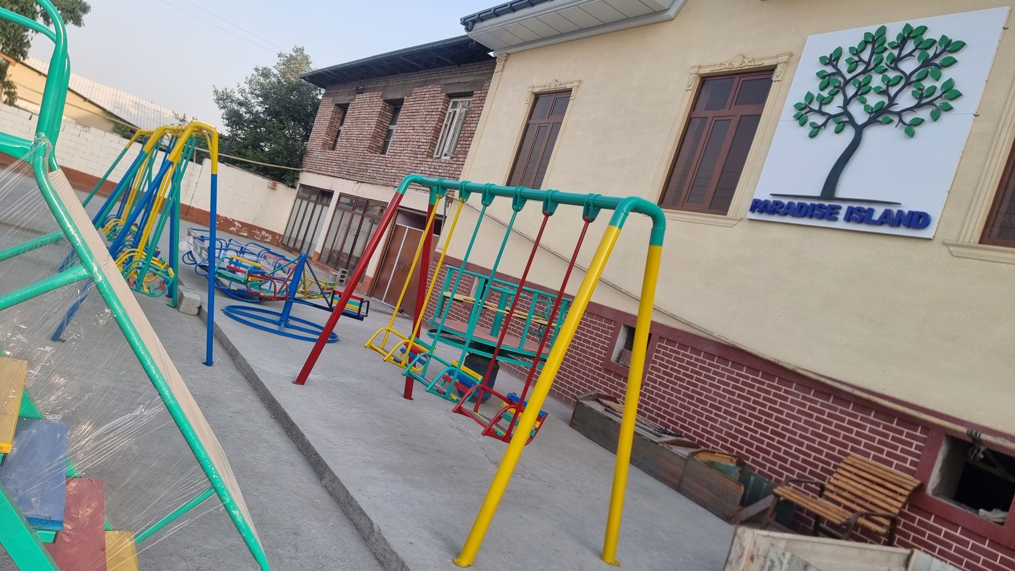 Bolalar maydonchasi uchun o'yingohlar murojaat uchu