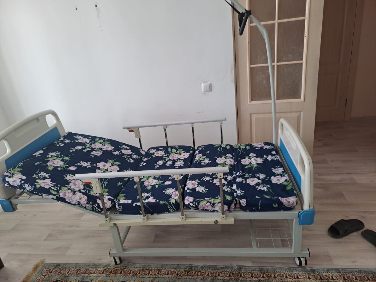 Продается Б У хорошим состояние инвалидный кровать .
Продаётся/Сдаётся