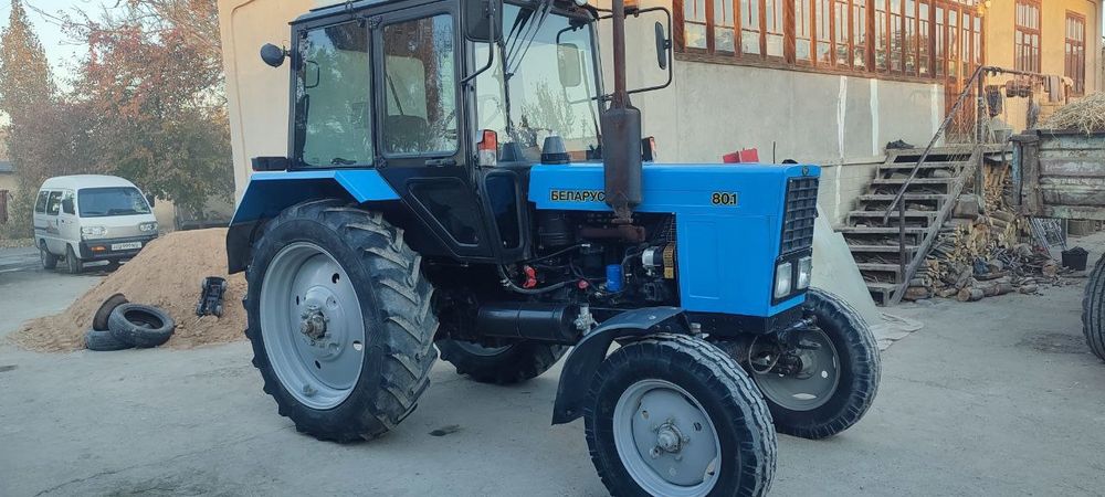 Срочна сотилади. Трактор 80.1 реал оладиганлар тел килинг.