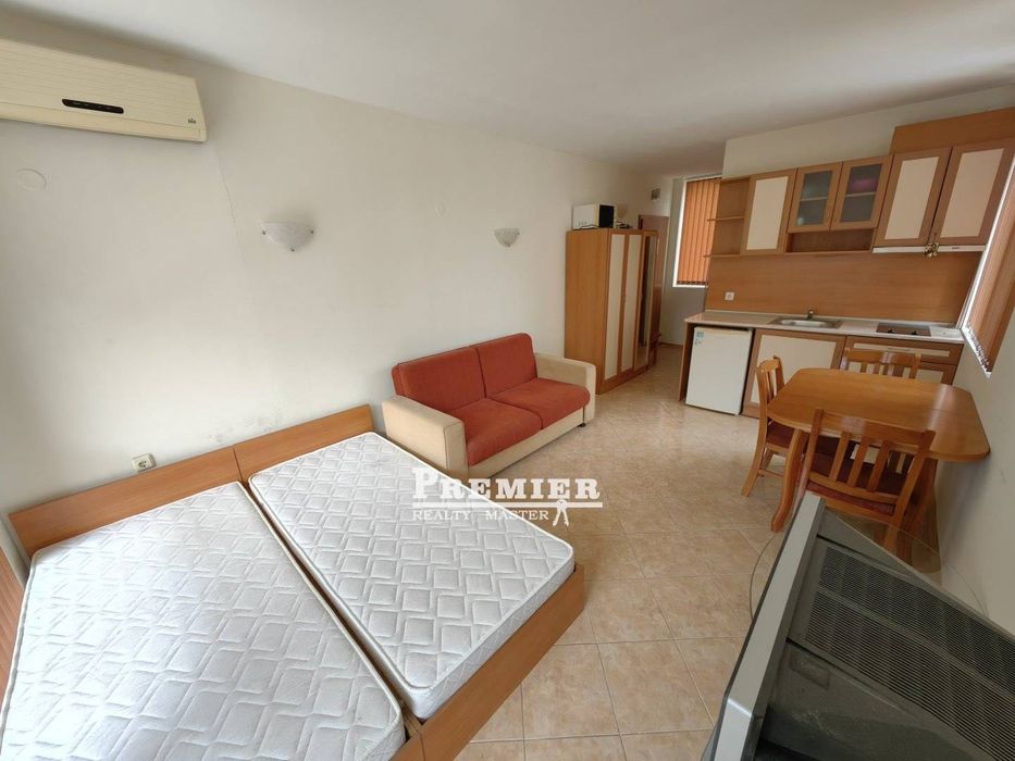 Продава се Едностаен апартамент в к.к. Слънчев бряг - 43 кв.м за 1024 €/кв.м - Снимка #1