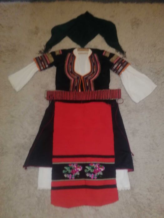 Автентична народна носия (сая)