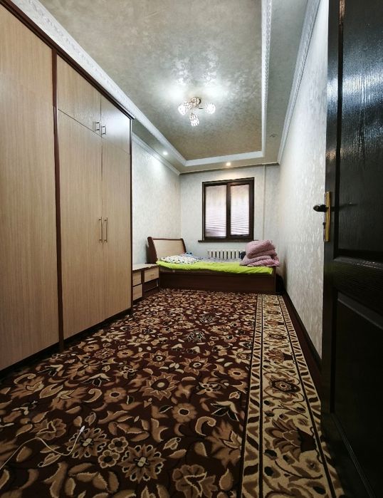 Chilonzor 17 kv 2 xona razdelni LUBBOYIGA 500$  srochni