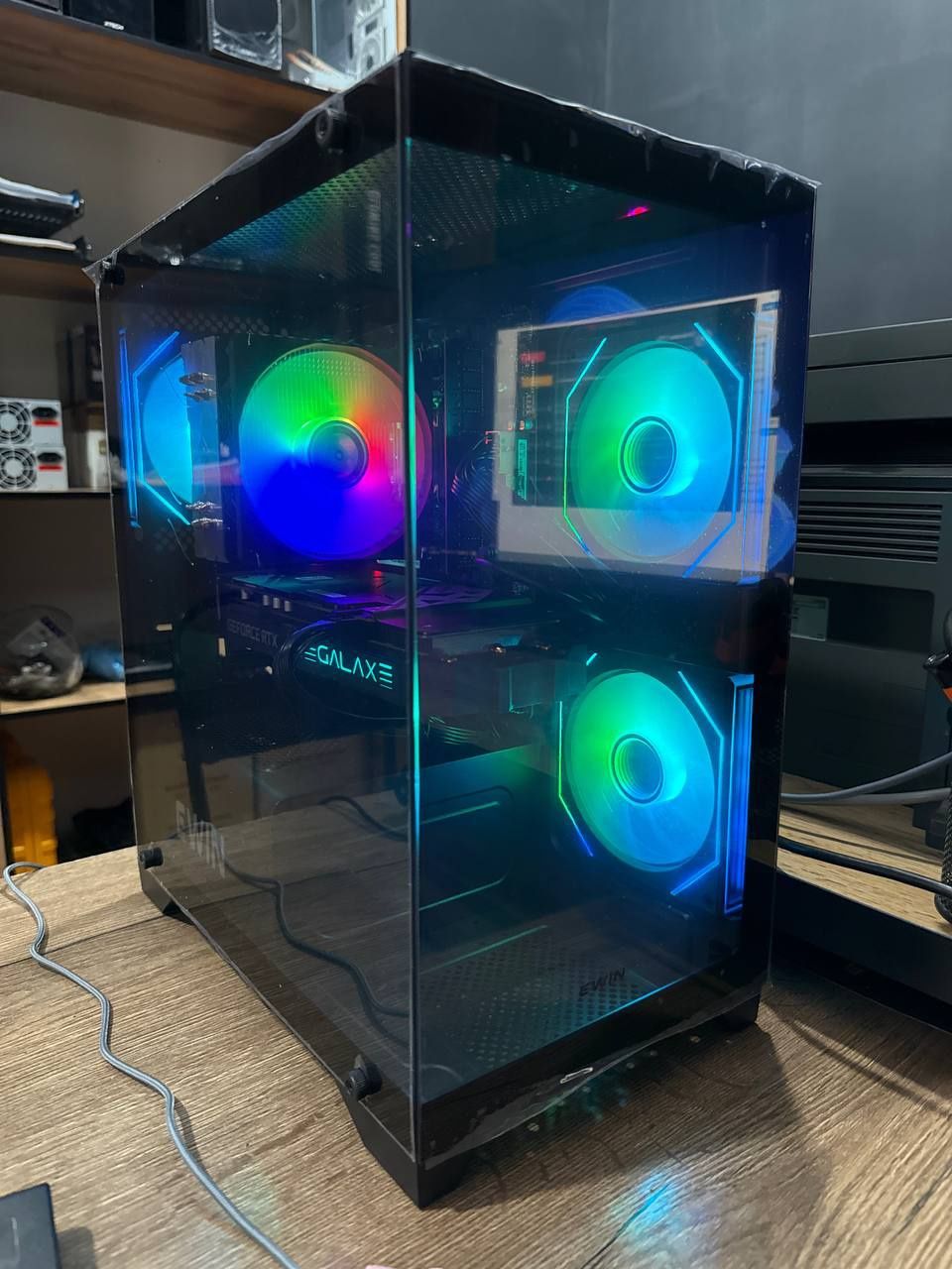Oyin komyuter I512400f RTX2060SUPER