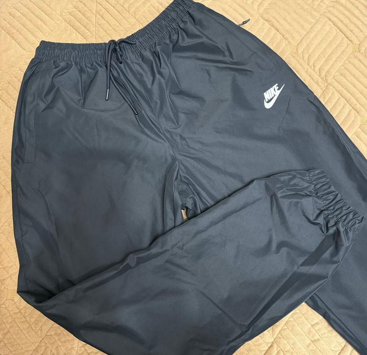 Продам трико с флисовым подкладом, в отлчном  состояние