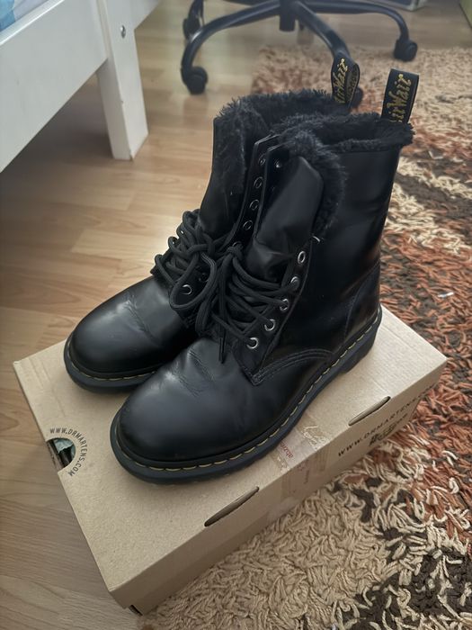 Bocanci Dr Martens 1460 cu Blanita