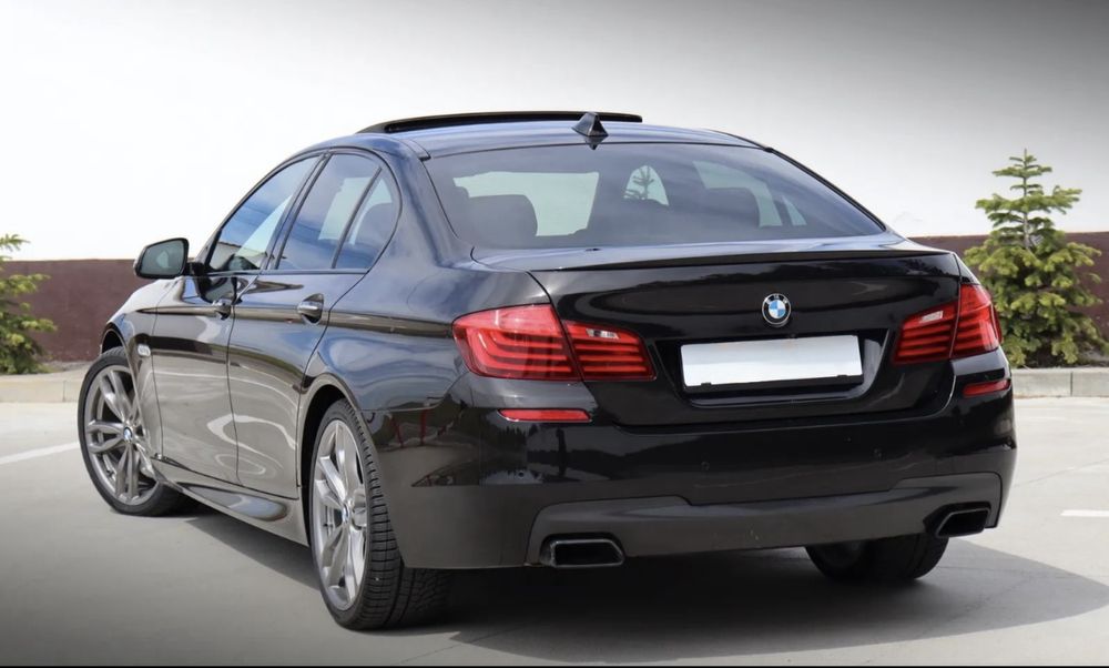 BMW M5 BMW F10 M550 D Facelift 2016 4 Butoane