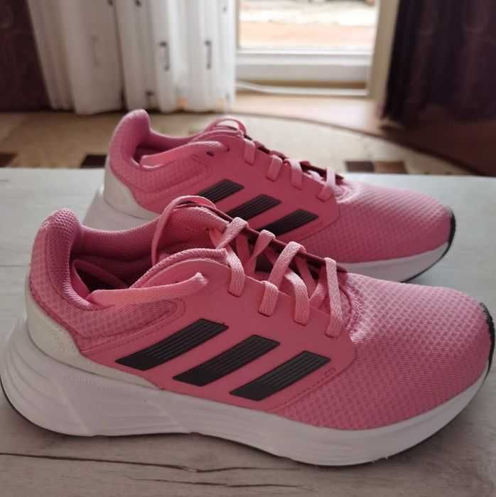 Vând aidasi originali Adidas