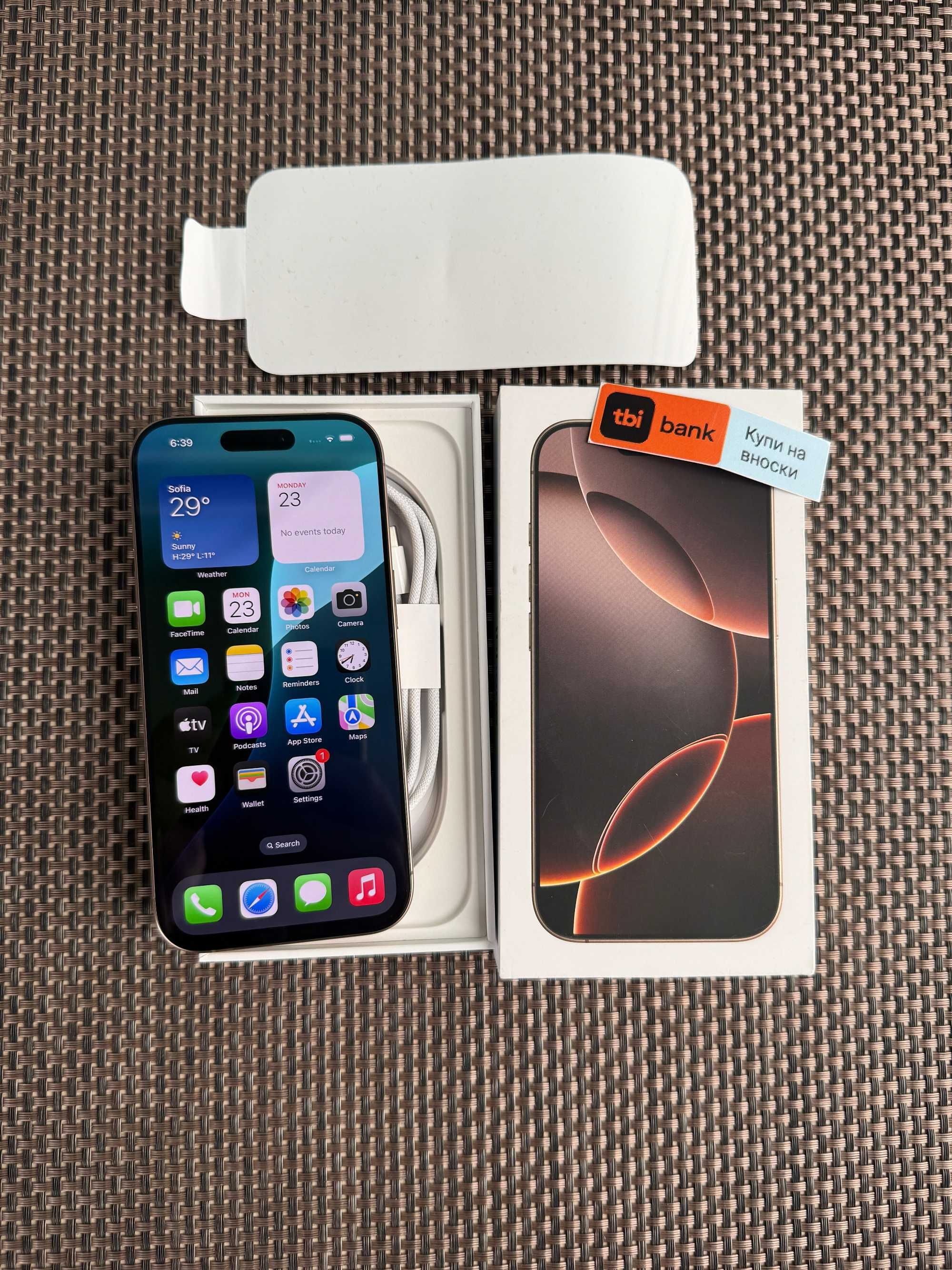 НОВ! iPhone 16 Pro Лизинг от 70лв/м  Desert Titanium 128GB златен гар.