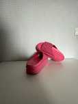 Gucci slides pink