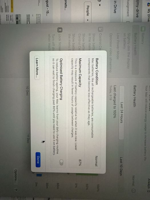 Продавам Apple MacBook Air 13.6" (2022) – Starlight, M2