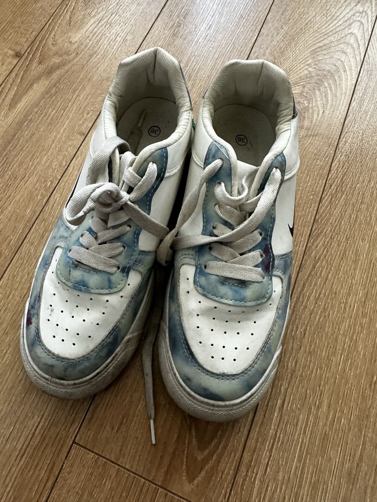 Nike маратонки 36 номер