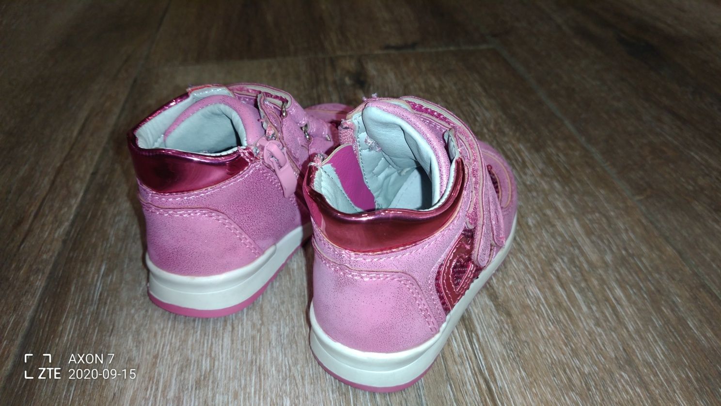 Модная обувь для ребенка