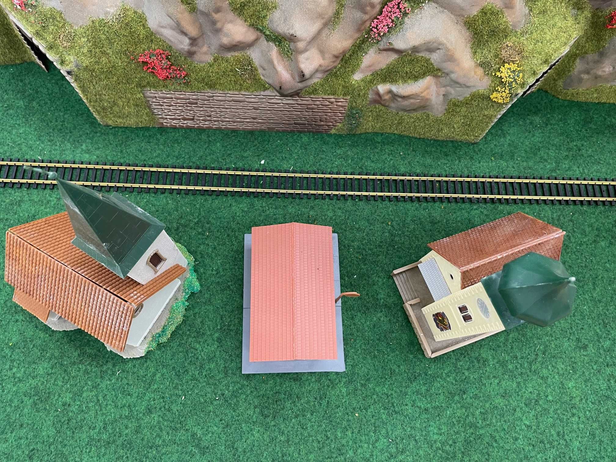 Сгради къщи църкви за макет на влак HO 1:87 ЖП моделизъм