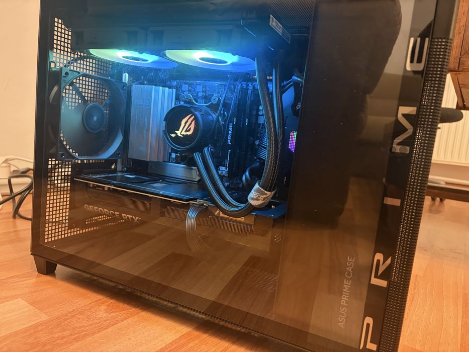 Calculator Asus 9800x3d / Rtx 5070ti / 32 gb ddr5 / 1 tb ssd / wi-fi