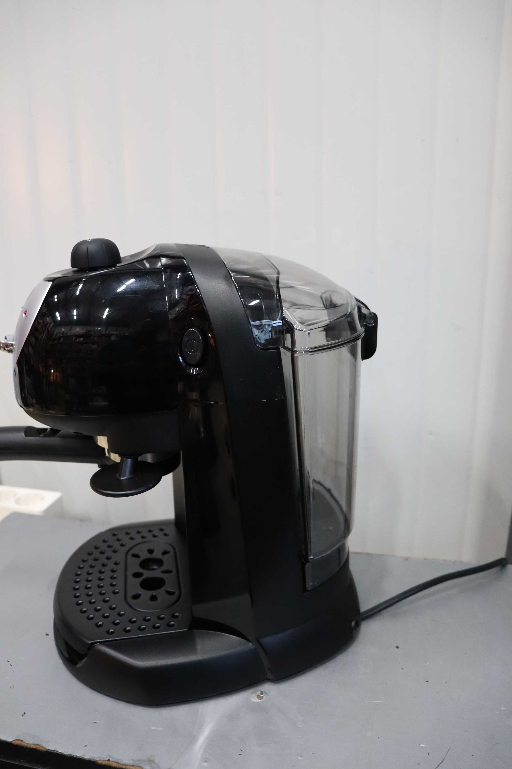 КАФЕМАШИНА DELONGHI EC201CD.B  1000.00 ml, 15.00 bar, ЧЕРЕН