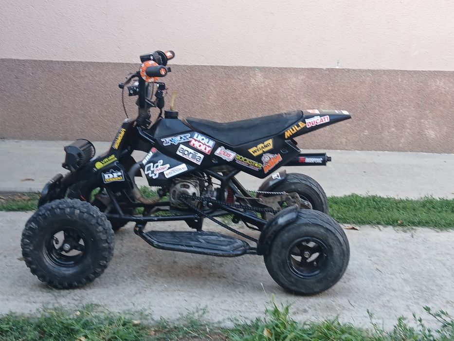 Vânt atv benzina 49 cc blata miniquad