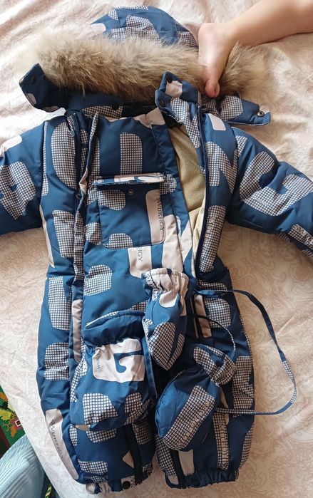 Продам комбинезон зимний