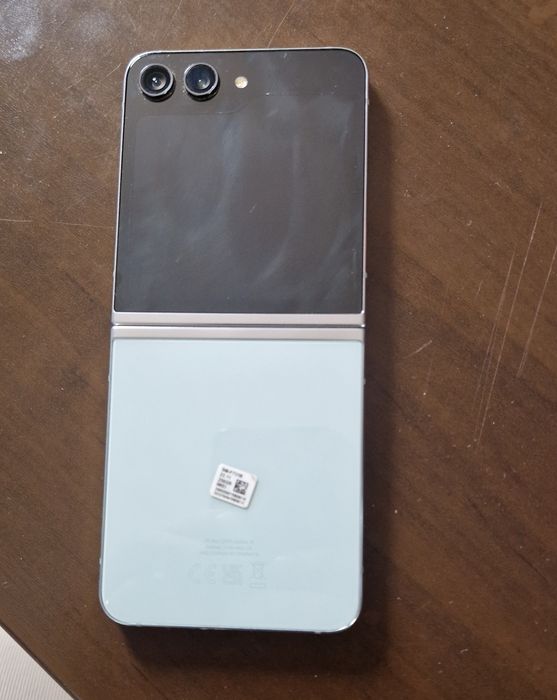 Samsung Z flip 5