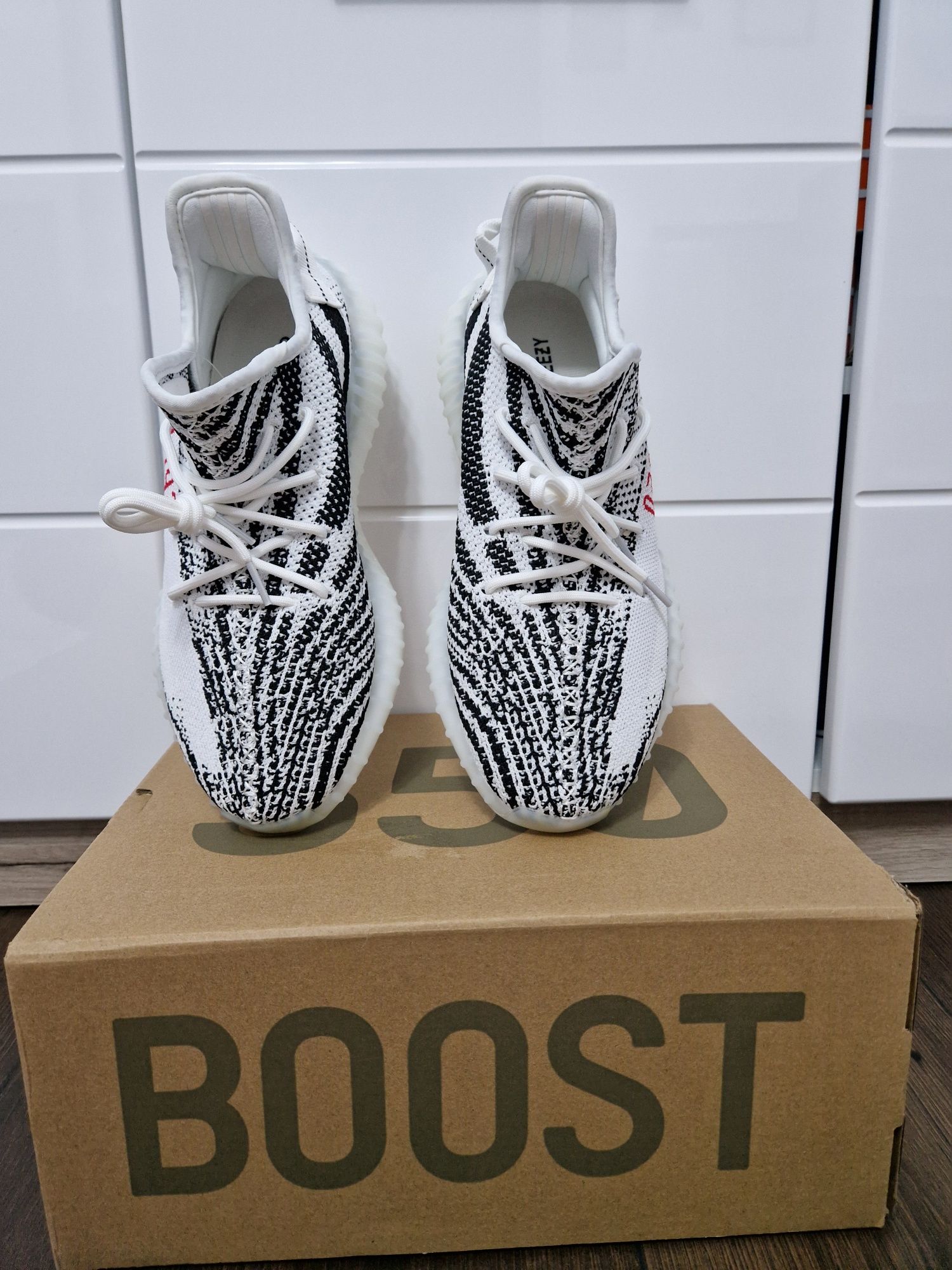 Yeezy Boost 350 V2