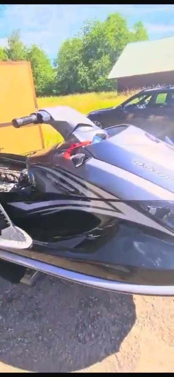 Гидроцикл Yamaha 2007 | 7 Часов| 1.1L| | 4 Цилиндр| Скутер
