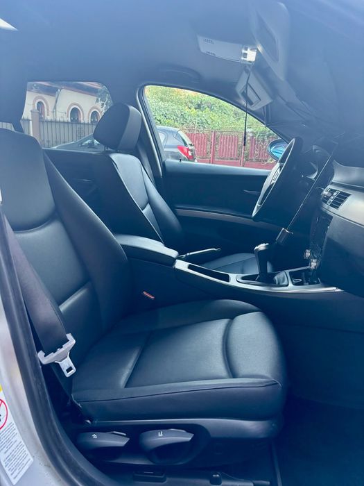 Vând BMW E91, 318i 129CP