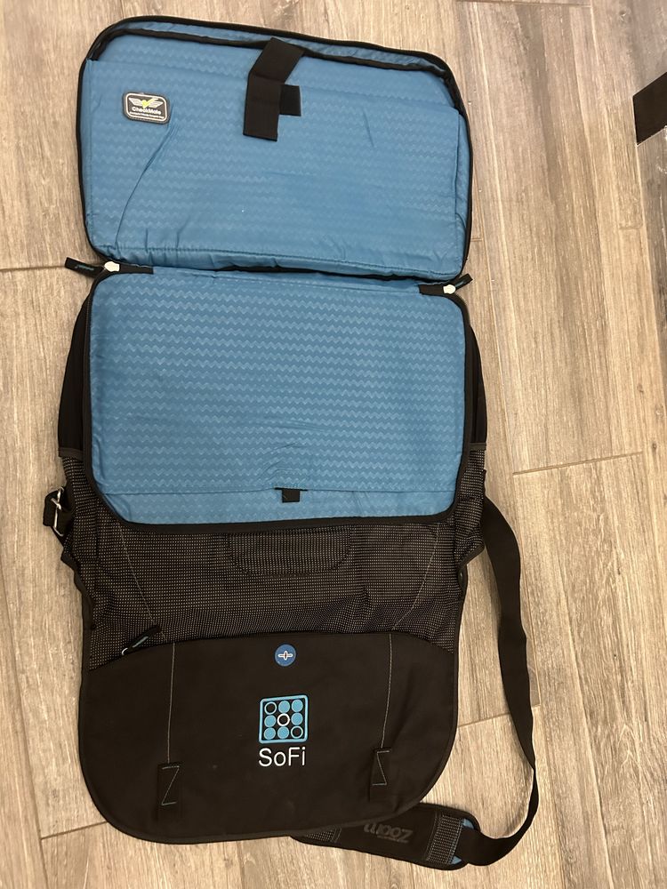 Чанта лаптоп таблет ръчен багаж