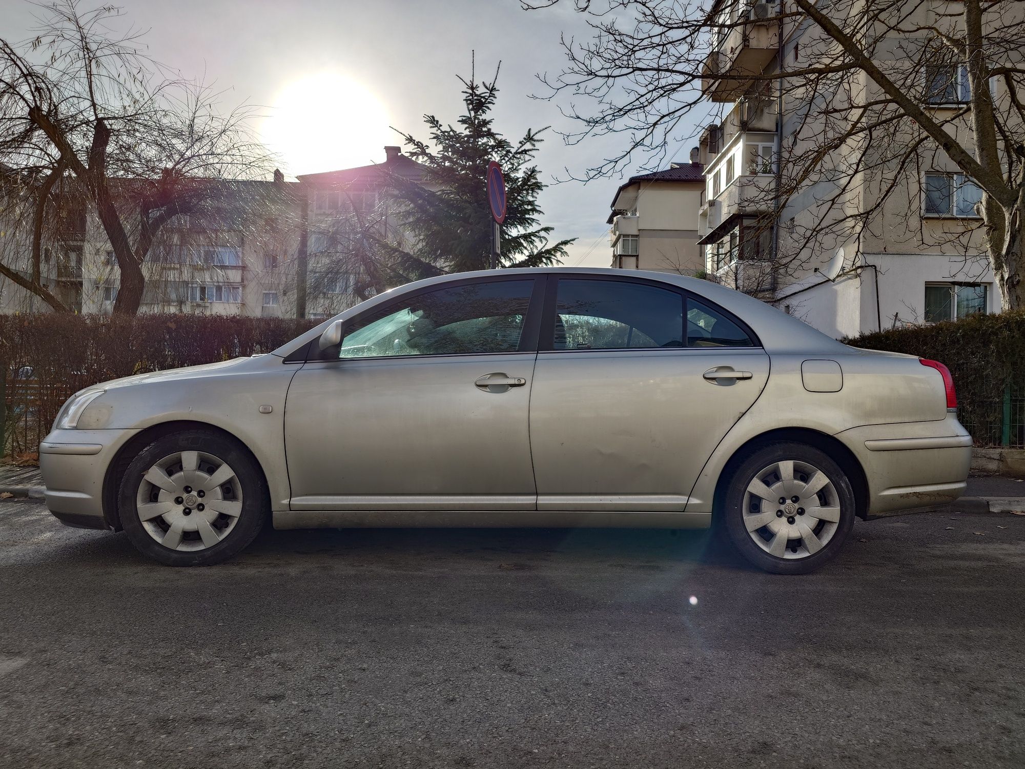 Vand Toyota Avensis, 2004, 1.6l benzina, cutie manuala