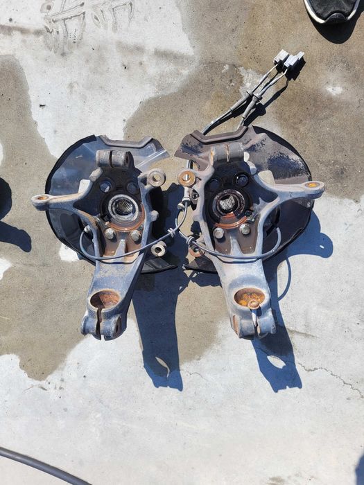 Fuzeta stanga dreapta fata Nissan Qashqai J11 2013+
