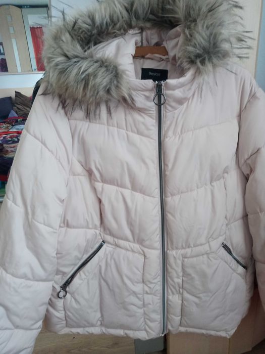 geaca de fas cu gluga roza