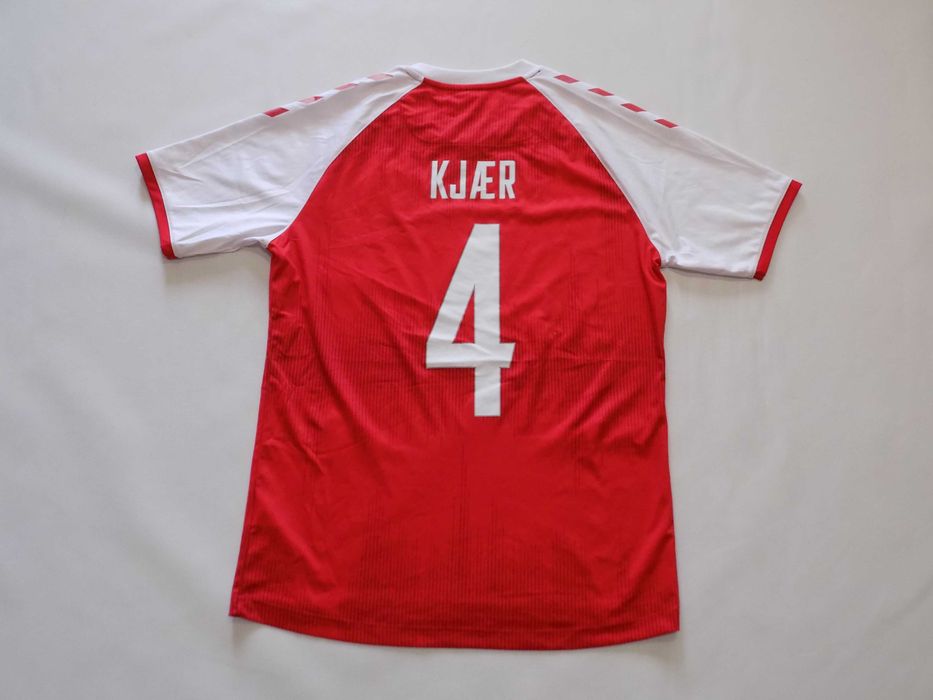 футболна тениска denmark kjaer #4 hummel екип блуза мъжка оригинална L