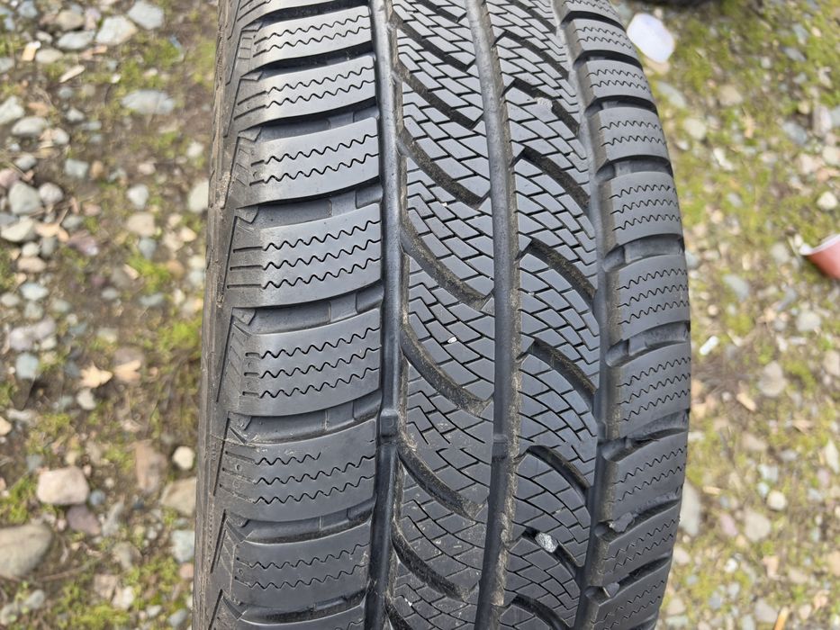 225/55 R17C 1бр зимна гума