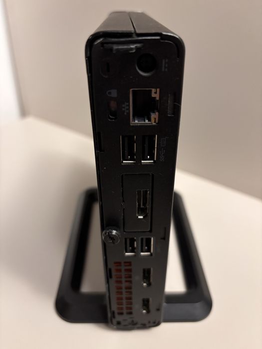 Mini PC HP EliteDesk 705 G5 / Ryzen 3 PRO 3200G / 8GB RAM / 512 GB SSD