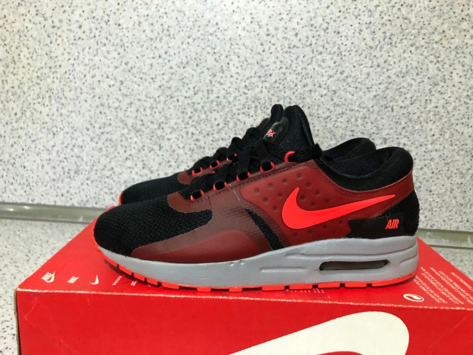 ОРИГИНАЛНИ *** Nike Air Max Zero Essential Bright Crimson