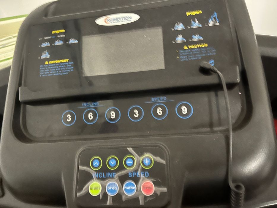 Banda alergare Kondition HM-4200, inclinare automata