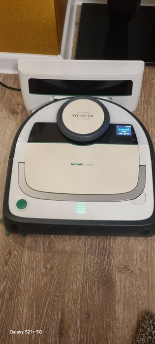 Aspirator robot Vorwerk Kobold VR200