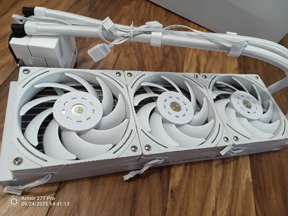 Водно охлаждане за процесор AIO Thermalright Core Matrix 360 White