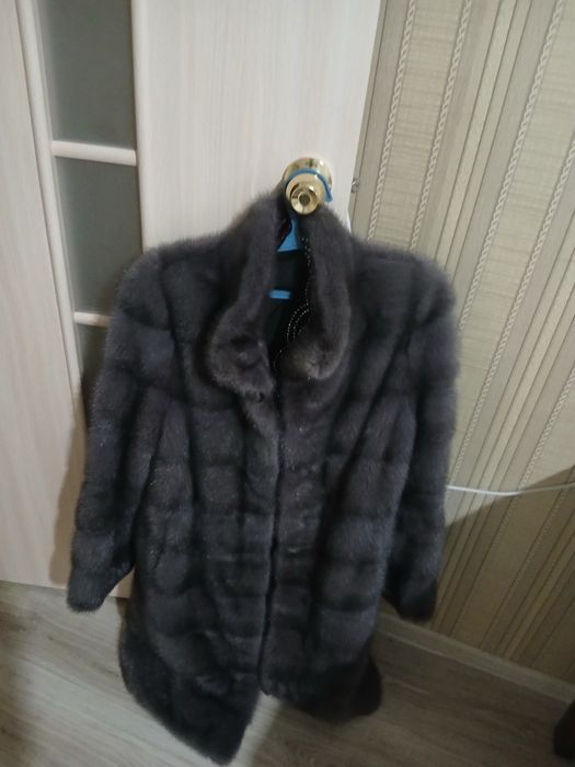 Шуба норковая  серая цена 250000