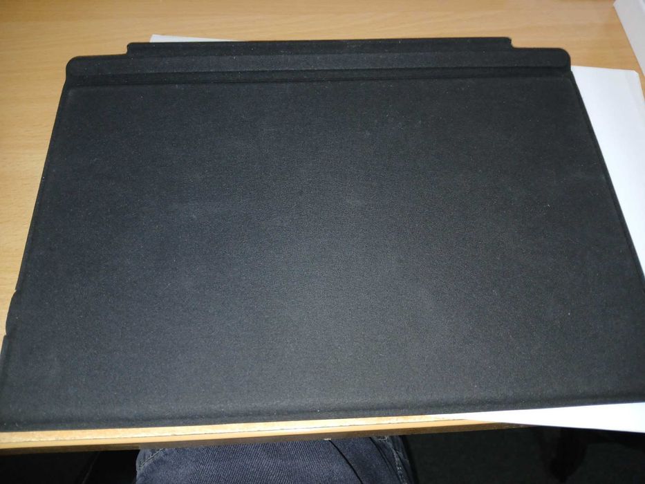 Tastatura Qulose Surface Pro 3–7 Plus, Bluetooth, layout spaniol