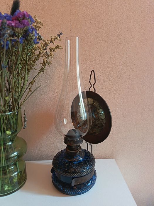 Старинна гасена лампа